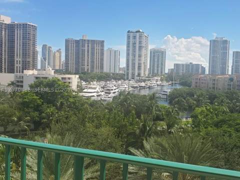 19900 E Country Club Dr 607, Aventura FL - photo 17 of 20