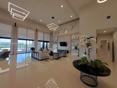 3382 W 114th Ter, Hialeah FL - photo 12 of 22
