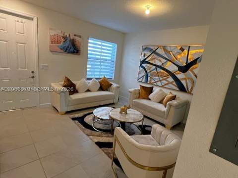 3382 W 114th Ter, Hialeah FL - photo 7 of 22