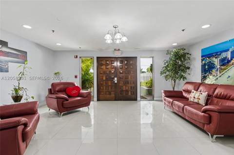 1825 W 44th Pl 509, Hialeah FL - photo 10 of 43