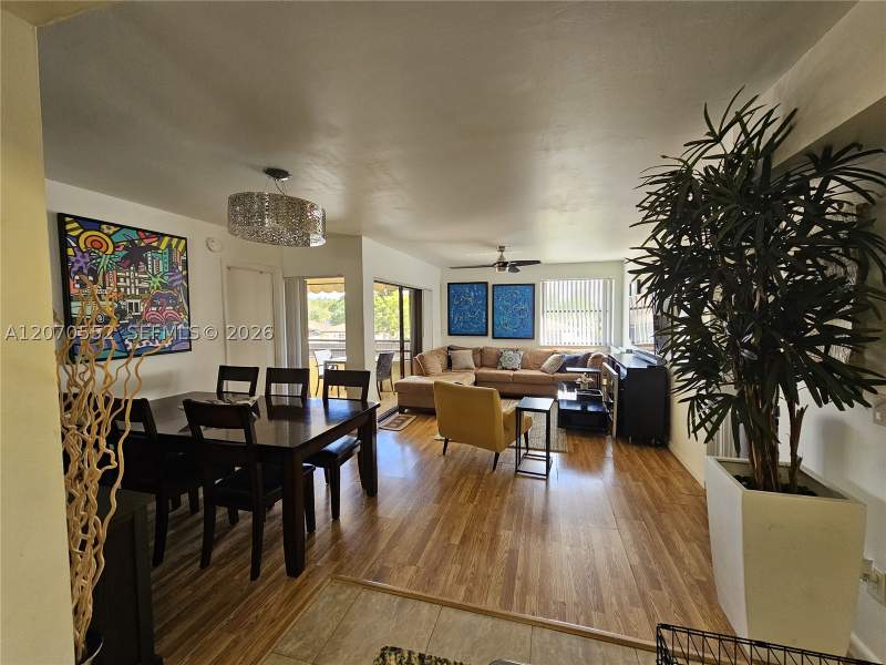 2 bedroom Condominium at 20160 NE 3rd Ct 8, Quatraine Condo IV, Miami — photo 2