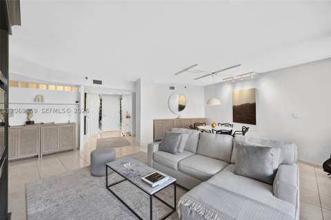 1000 Island Blvd 405, Aventura FL - photo 14 of 53