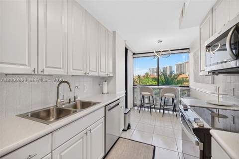 1000 Island Blvd 405, Aventura FL - photo 18 of 53