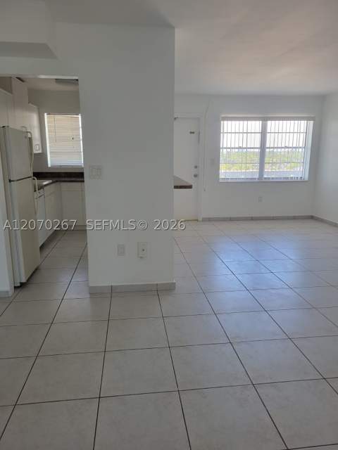 7620 Carlyle Ave 604, Miami Beach FL - photo 15 of 28