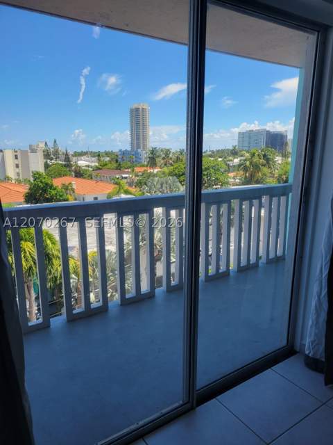 7620 Carlyle Ave 604, Miami Beach FL - photo 18 of 28