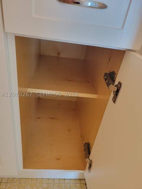7620 Carlyle Ave 604, Miami Beach FL - photo 8 of 28