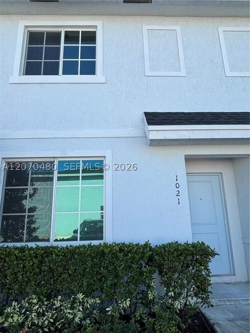 3 bedroom Townhouse at 1021 NW 5th St, COSTA BLANCA VILLAS, Florida City — photo 1