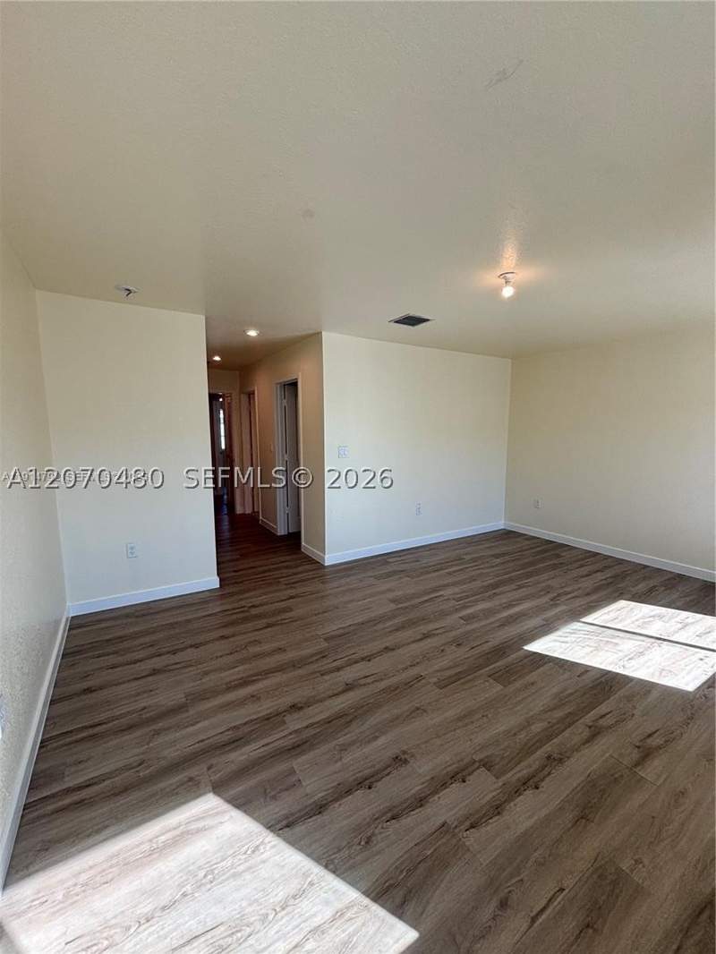3 bedroom Townhouse at 1021 NW 5th St, COSTA BLANCA VILLAS, Florida City — photo 5