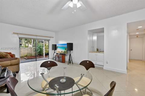 13045 SW 88th Ln 104A, Miami FL - photo 10 of 25