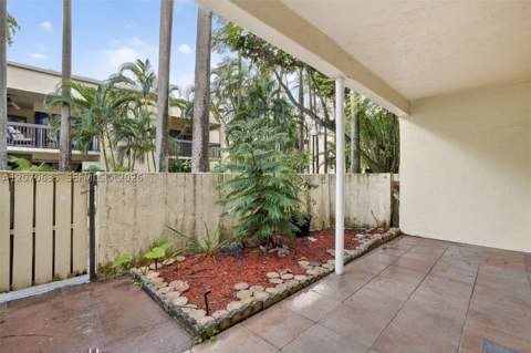 13045 SW 88th Ln 104A, Miami FL - photo 20 of 25