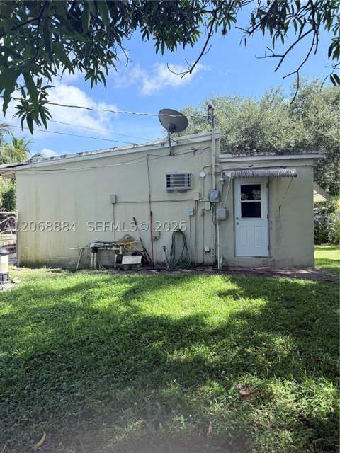 1435 NE 139th St, North Miami FL - photo 16 of 18