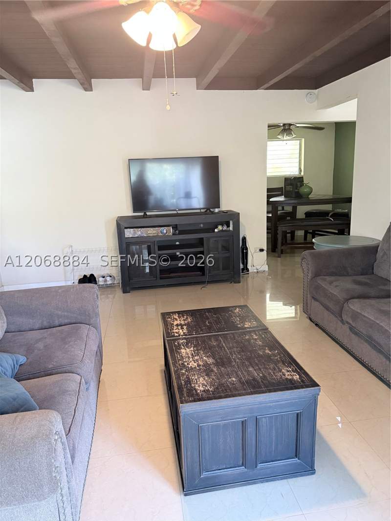 2 bedroom SingleFamilyResidence at 1435 NE 139th St, Dixie Gardens, North Miami — photo 2