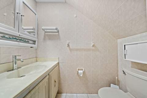 16470 NE 27th Place 35, North Miami Beach FL - photo 6 of 25