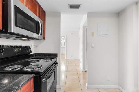 3401 N Country Club Dr 519, Aventura FL - photo 16 of 33
