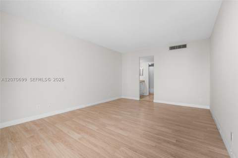 3401 N Country Club Dr 519, Aventura FL - photo 17 of 33