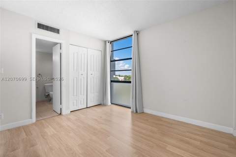 3401 N Country Club Dr 519, Aventura FL - photo 22 of 33