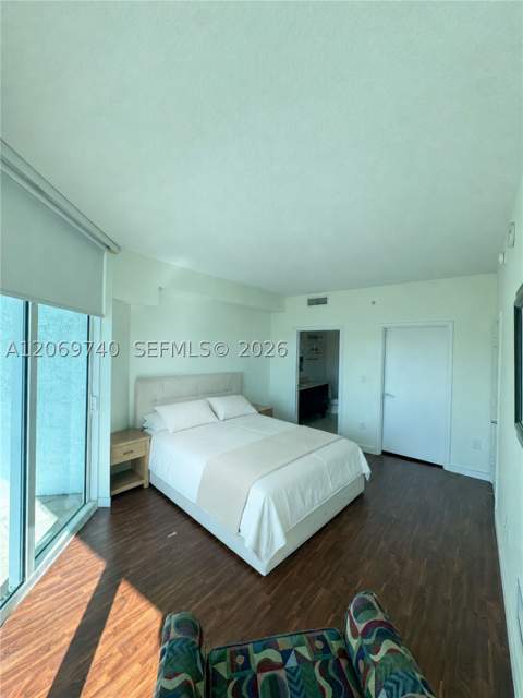 1900 N Bayshore Dr 1618, Miami FL - photo 9 of 15