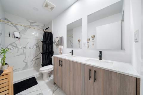 209 NW 13th Pl, Florida City FL - photo 8 of 14