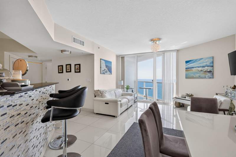 2 bedroom Condominium at 16699 Collins Avenue 3509, La Perla Condo, Sunny Isles Beach — photo 5