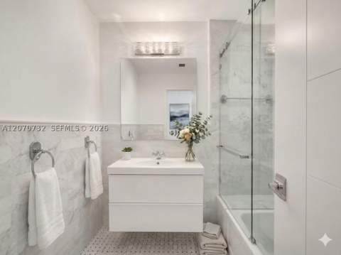 2558 NE 206th Ter, Miami FL - photo 8 of 14