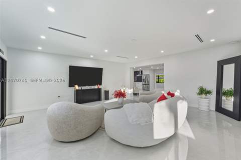 2825 SW 79th Ct, Miami FL - photo 6 of 27