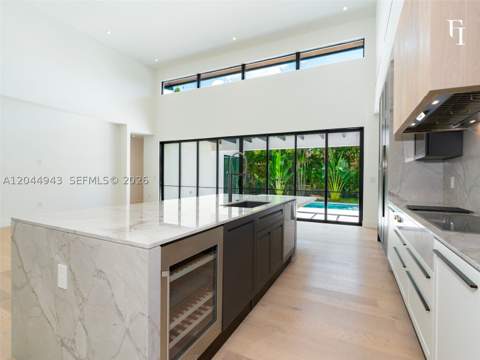 1111 Alberca St, Coral Gables FL - photo 13 of 57