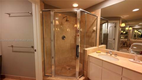 888 Brickell Key Dr 508, Miami FL - photo 23 of 52
