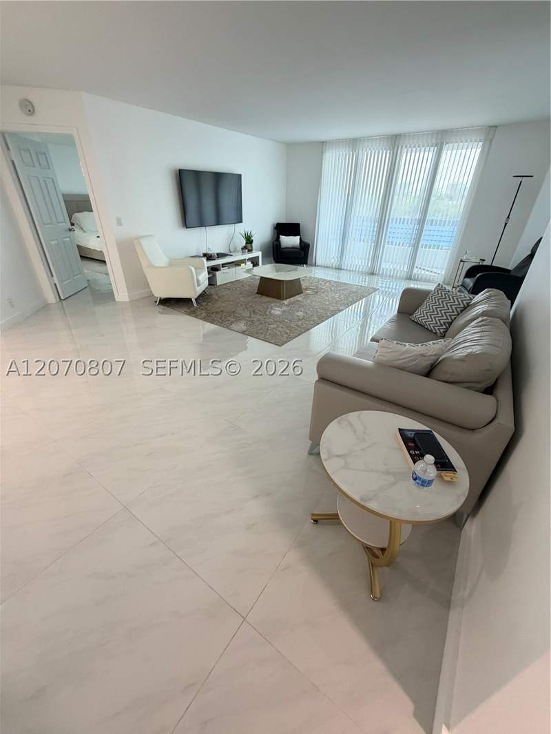2 bedroom Condominium at 3500 Mystic Pointe Dr 405, Mystic Pointe Tower 400 C, Aventura — photo 2