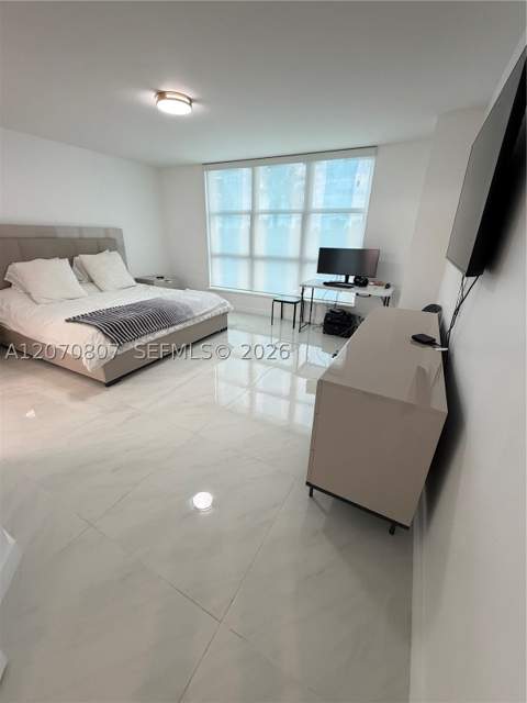 3500 Mystic Pointe Dr 405, Aventura FL - photo 6 of 16