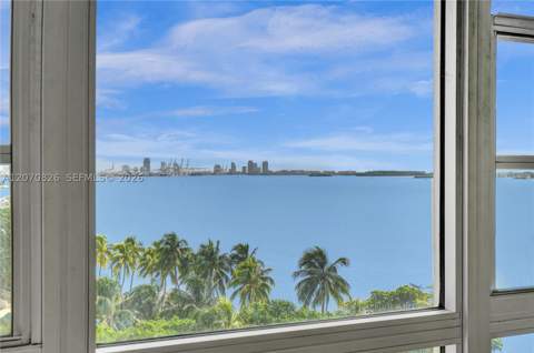 2451 Brickell Ave 8E, Miami FL - photo 13 of 40