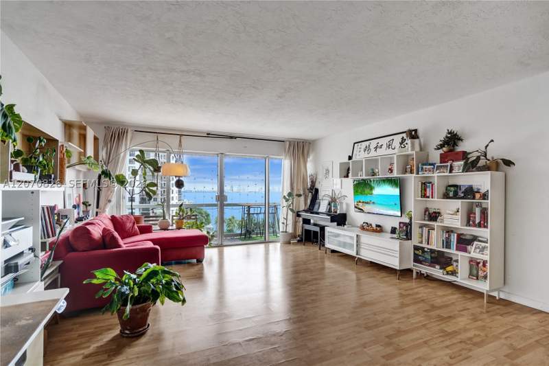 2 bedroom Condominium at 2451 Brickell Ave 8E, Brickell Townhouse Condo, Miami — photo 3