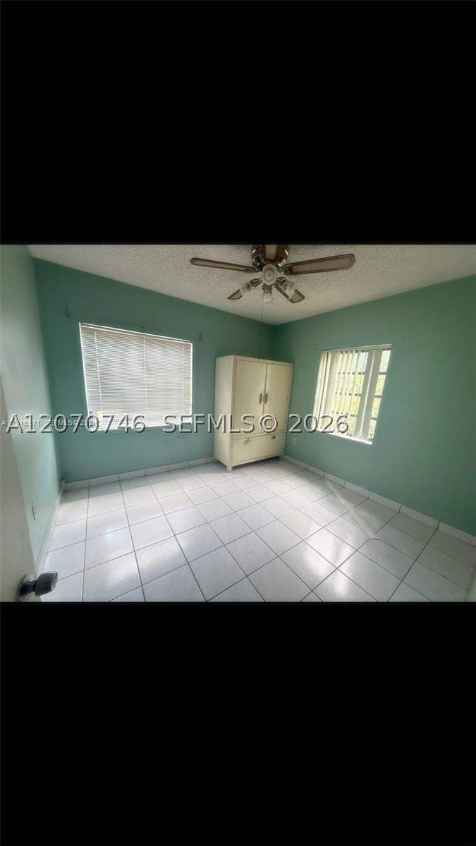 3 bedroom SingleFamilyResidence at 50 E 44th St, Bradley Manor, Hialeah — photo 5
