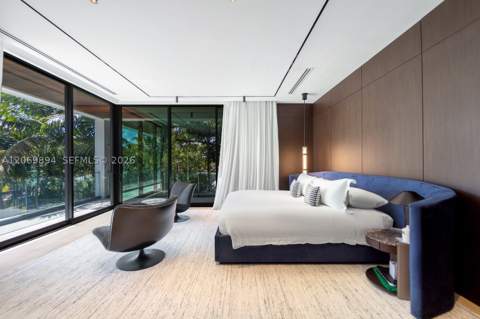 6015 N Bay Rd, Miami Beach FL - photo 19 of 40