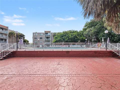 8411 NW 8th St 102, Miami FL - photo 21 of 25
