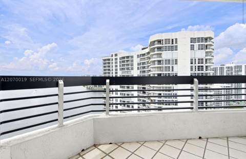 19195 NE 36th Ct 2601, Aventura FL - photo 23 of 33