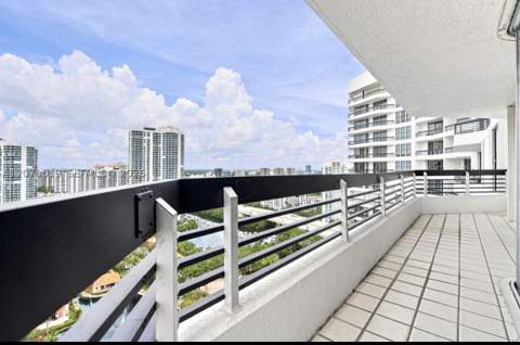 19195 NE 36th Ct 2601, Aventura FL - photo 24 of 33