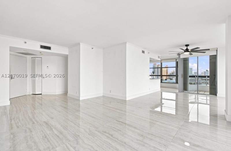 2 bedroom Condominium at 19195 NE 36th Ct 2601, Mystic Pointe Condo No Tw, Aventura — photo 4