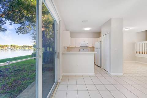 2828 SE 16th Ave 114, Homestead FL - photo 20 of 34