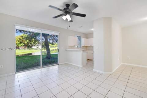 2828 SE 16th Ave 114, Homestead FL - photo 21 of 34