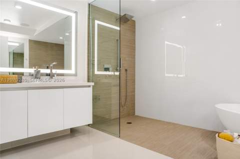 330 Sunny Isles Blvd 5-1102, Sunny Isles Beach FL - photo 14 of 29
