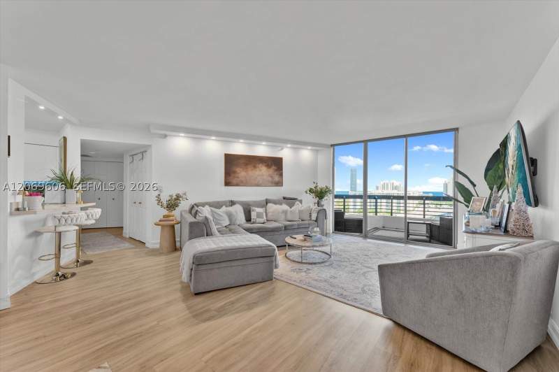 2 bedroom Condominium at 3500 Mystic Pointe Dr 2107, Mystic Pointe Tower 400, Aventura — photo 2