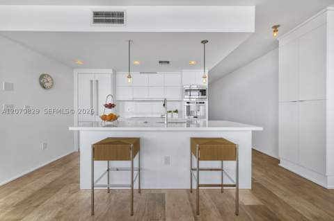 5875 Collins Ave 1102, Miami Beach FL - photo 7 of 57