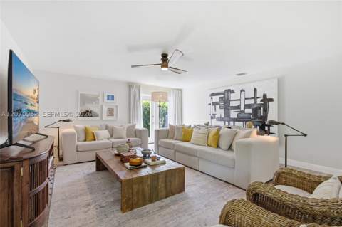 9780 Bel Aire Dr, Cutler Bay FL - photo 11 of 46