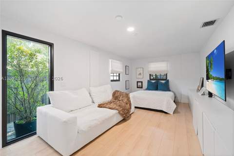 638 NE 141st St, North Miami FL - photo 14 of 20