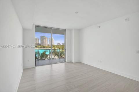 2411 Laguna Circle 208, Miami FL - photo 20 of 54