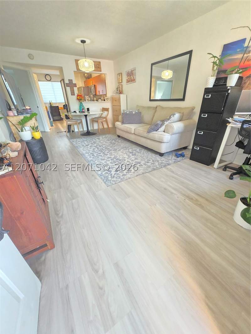 2 bedroom Condominium at 7205 NW 173rd Dr 604-6, Bonita Golf View Townvill, Hialeah — photo 2