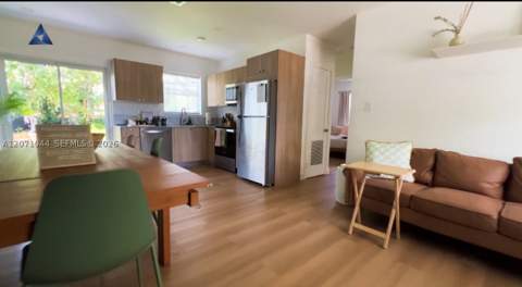 1153 NE 158th St, North Miami Beach FL - photo 9 of 18