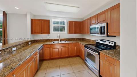 11401 NW 89th St 208, Doral FL - photo 18 of 66