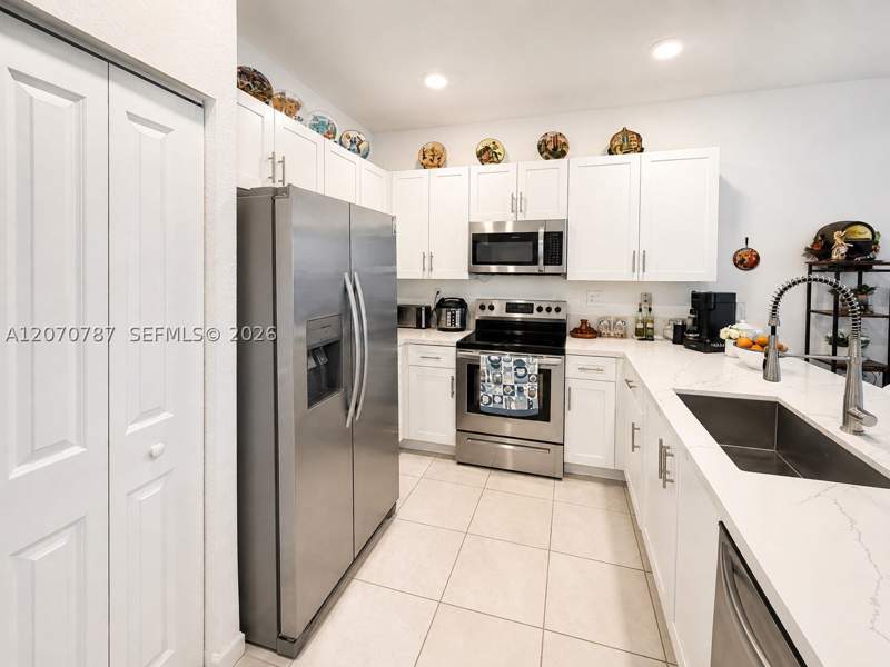 3 bedroom Townhouse at 18324 SW 148th Rd, Bowtie Subdivision, Miami — photo 4
