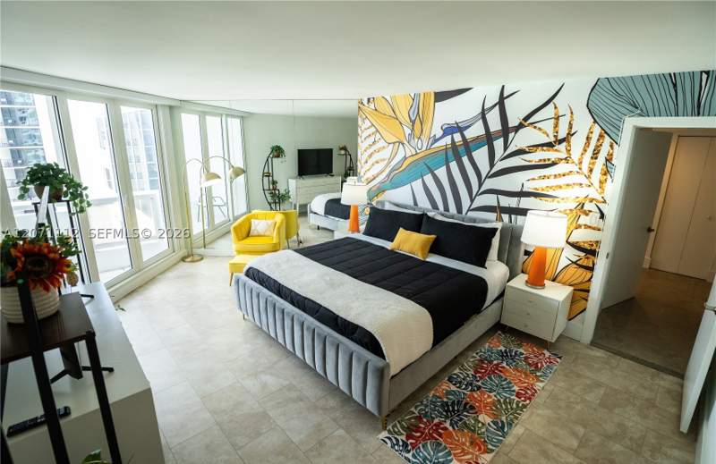 2 bedroom Condominium at 1717 N Bayshore Dr A-3157, Venetia Condo, Miami — photo 5